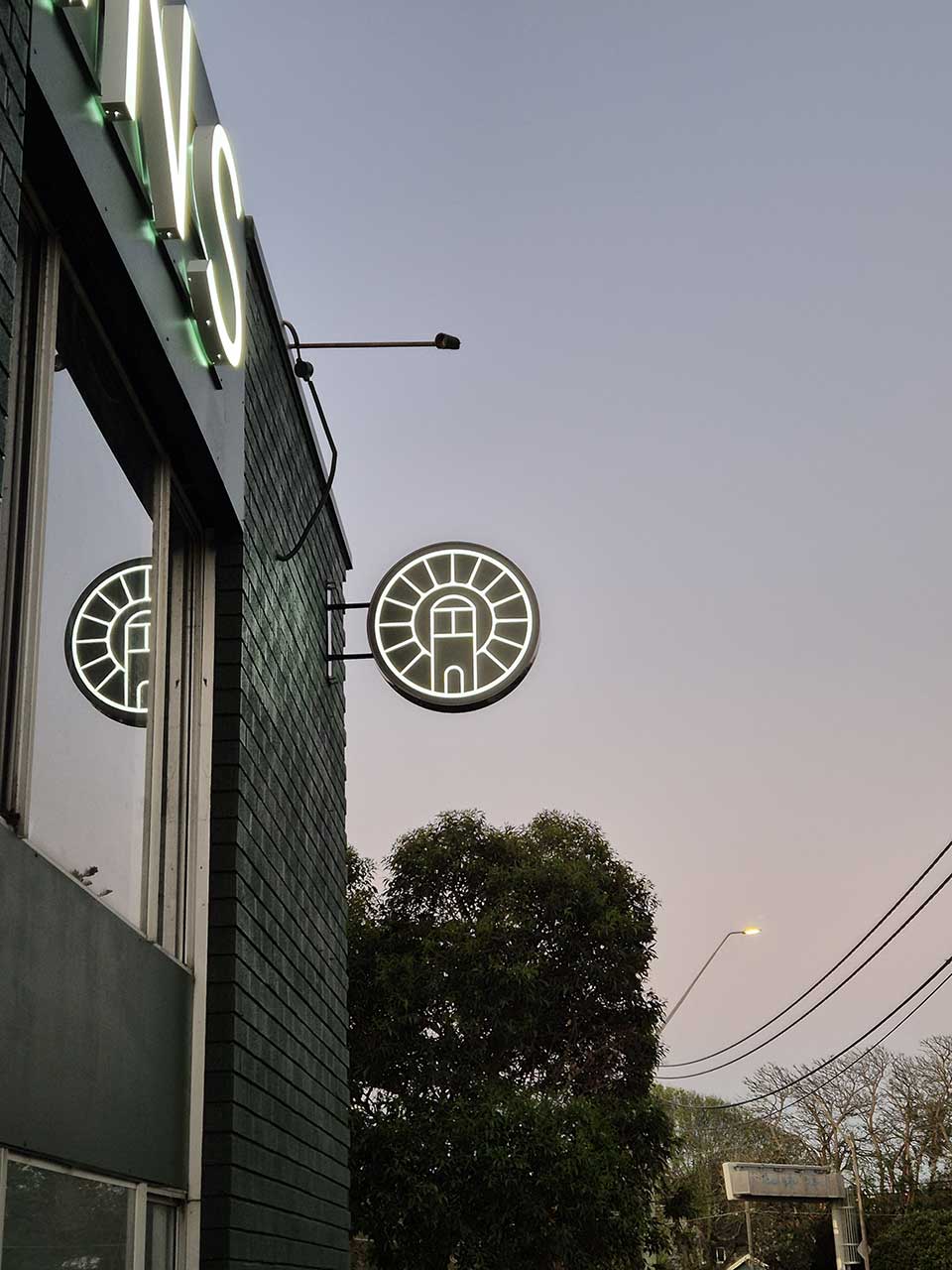 Round hanging lightboxes
